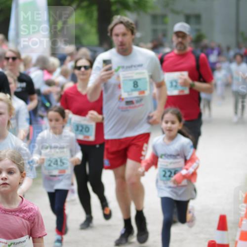 17.05.2025 - Störlauf H.Heesch http://msf.ph/oto/7893987 17.05.2025 13:45:15 Ziel 3, 120, 245 meine-sportfotos.de