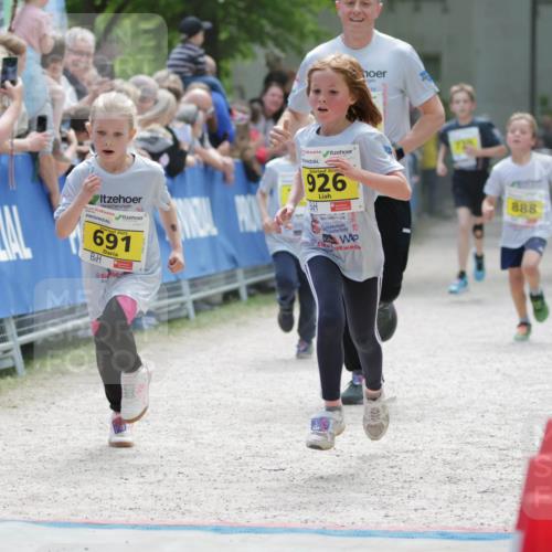 17.05.2025 - Störlauf H.Heesch http://msf.ph/oto/7894025 17.05.2025 14:11:40 Ziel 17, 4, 691, 20, 926, 888 meine-sportfotos.de