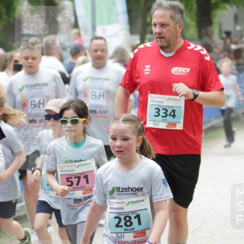 17.05.2025 - Störlauf H.Heesch http://msf.ph/oto/7894056 17.05.2025 13:45:39 Ziel 2025, 2025, 334, 2025, 571, 2025, 281, 215 meine-sportfotos.de