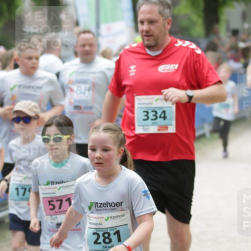 17.05.2025 - Störlauf H.Heesch http://msf.ph/oto/7894060 17.05.2025 13:45:39 Ziel 8, 179, 571, 2025, 281, 334 meine-sportfotos.de