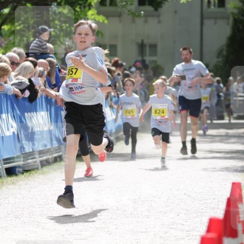 17.05.2025 - Störlauf H.Heesch http://msf.ph/oto/7894065 17.05.2025 14:11:53 Ziel 857, 745, 824 meine-sportfotos.de