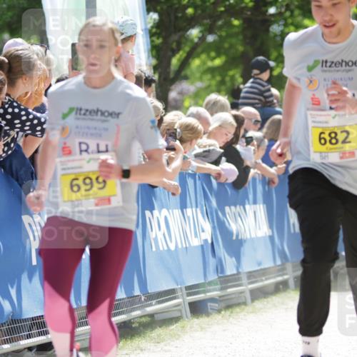 17.05.2025 - Störlauf H.Heesch http://msf.ph/oto/7894184 17.05.2025 14:12:17 Ziel 699, 682 meine-sportfotos.de