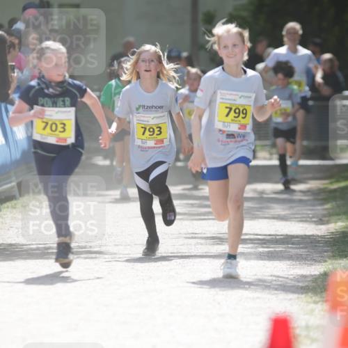17.05.2025 - Störlauf H.Heesch http://msf.ph/oto/7894254 17.05.2025 14:12:31 Ziel 703, 793, 799 meine-sportfotos.de
