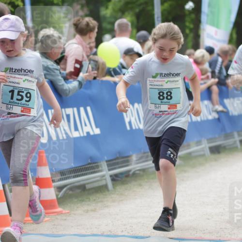 17.05.2025 - Störlauf H.Heesch http://msf.ph/oto/7894285 17.05.2025 13:46:43 Ziel 2025, 159, 2025, 88, 2025, 12 meine-sportfotos.de