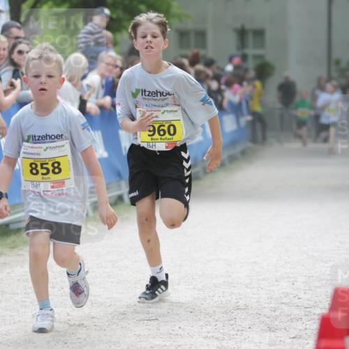 17.05.2025 - Störlauf H.Heesch http://msf.ph/oto/7894411 17.05.2025 14:13:34 Ziel 2025, 858, 2025, 960 meine-sportfotos.de