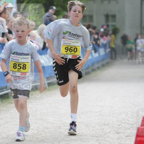17.05.2025 - Störlauf H.Heesch http://msf.ph/oto/7894414 17.05.2025 14:13:34 Ziel 2025, 858, 2025, 960 meine-sportfotos.de