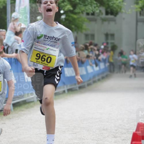 17.05.2025 - Störlauf H.Heesch http://msf.ph/oto/7894427 17.05.2025 14:13:35 Ziel 2025, 858, 2025, 960 meine-sportfotos.de
