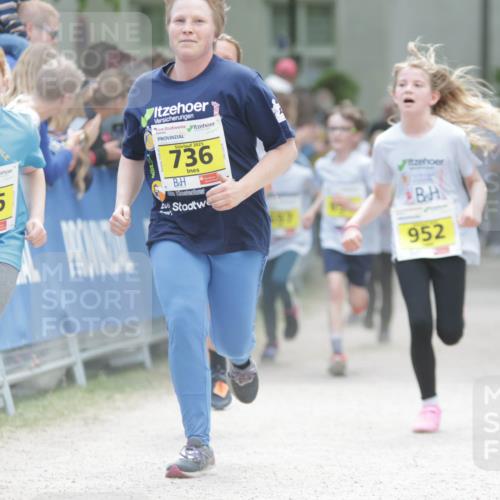 17.05.2025 - Störlauf H.Heesch http://msf.ph/oto/7894491 17.05.2025 14:14:03 Ziel 2025, 735, 2025, 736, 952 meine-sportfotos.de