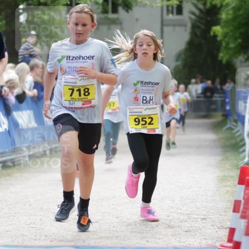 17.05.2025 - Störlauf H.Heesch http://msf.ph/oto/7894523 17.05.2025 14:14:06 Ziel 2025, 736, 2025, 718, 2025, 952 meine-sportfotos.de