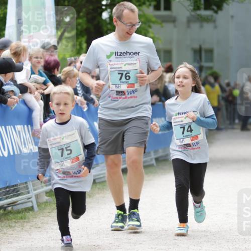 17.05.2025 - Störlauf H.Heesch http://msf.ph/oto/7894590 17.05.2025 13:48:38 Ziel 2025, 75, 2025, 76, 2025, 74 meine-sportfotos.de