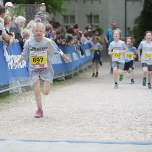 17.05.2025 - Störlauf H.Heesch http://msf.ph/oto/7894596 17.05.2025 14:14:16 Ziel 897, 756, 755, 742 meine-sportfotos.de