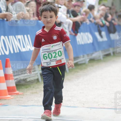 17.05.2025 - Störlauf H.Heesch http://msf.ph/oto/7894712 17.05.2025 13:50:22 Ziel 2025, 6020 meine-sportfotos.de