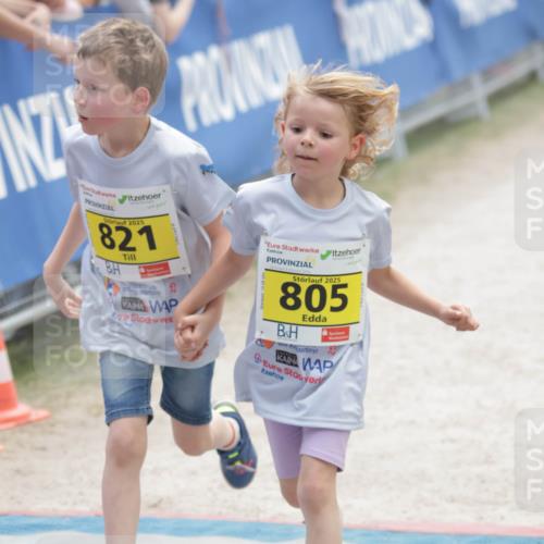 17.05.2025 - Störlauf H.Heesch http://msf.ph/oto/7894753 17.05.2025 14:14:46 Ziel 2025, 821, 2025, 805 meine-sportfotos.de