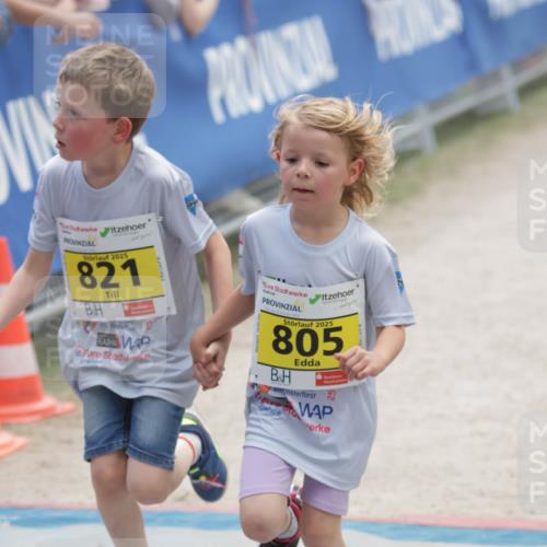 17.05.2025 - Störlauf H.Heesch http://msf.ph/oto/7894755 17.05.2025 14:14:47 Ziel 2025, 821, 2025, 805, 22 meine-sportfotos.de