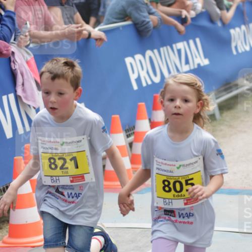 17.05.2025 - Störlauf H.Heesch http://msf.ph/oto/7894766 17.05.2025 14:14:47 Ziel 2025, 821, 2025, 805 meine-sportfotos.de