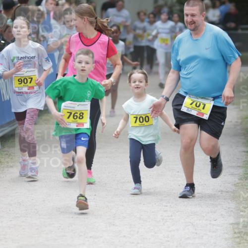 17.05.2025 - Störlauf H.Heesch http://msf.ph/oto/7894831 17.05.2025 14:15:07 Ziel 907, 768, 2025, 700, 701 meine-sportfotos.de