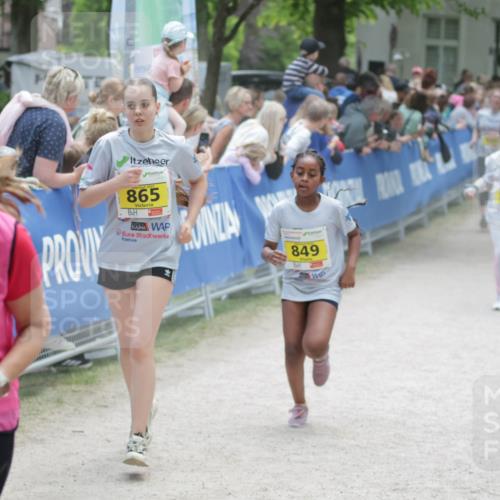 17.05.2025 - Störlauf H.Heesch http://msf.ph/oto/7894853 17.05.2025 14:15:12 Ziel 865, 849, 727, 726 meine-sportfotos.de