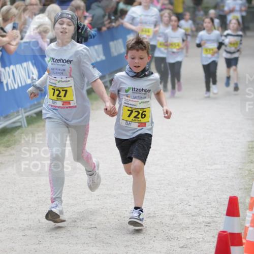 17.05.2025 - Störlauf H.Heesch http://msf.ph/oto/7894868 17.05.2025 14:15:15 Ziel 727, 2025, 726 meine-sportfotos.de