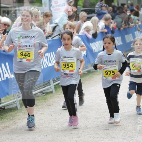 17.05.2025 - Störlauf H.Heesch http://msf.ph/oto/7894909 17.05.2025 14:15:19 Ziel 946, 2025, 954, 975 meine-sportfotos.de