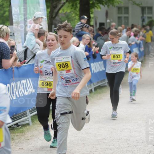 17.05.2025 - Störlauf H.Heesch http://msf.ph/oto/7894958 17.05.2025 14:15:29 Ziel 795, 2025, 690, 908, 802, 891 meine-sportfotos.de