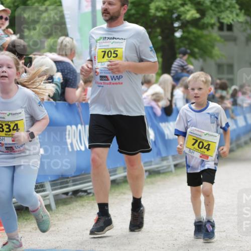 17.05.2025 - Störlauf H.Heesch http://msf.ph/oto/7895000 17.05.2025 14:15:43 Ziel 705, 2025, 834, 2025, 704 meine-sportfotos.de