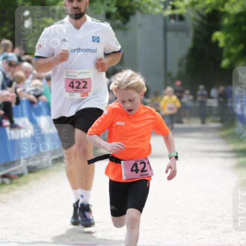 17.05.2025 - Störlauf H.Heesch http://msf.ph/oto/7895005 17.05.2025 13:56:00 Ziel 422, 202, 421 meine-sportfotos.de