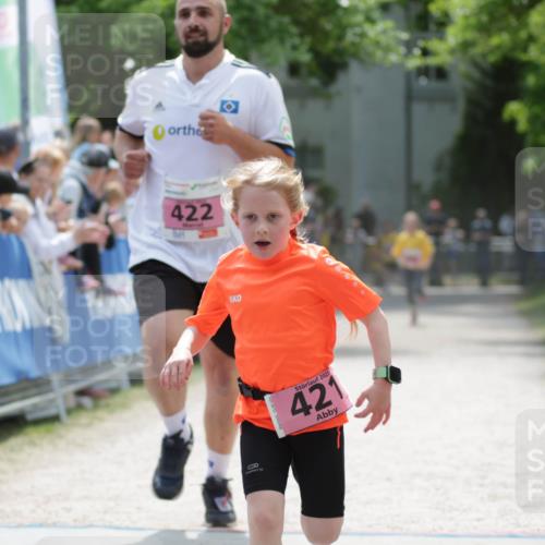 17.05.2025 - Störlauf H.Heesch http://msf.ph/oto/7895012 17.05.2025 13:56:00 Ziel 422, 2025, 421 meine-sportfotos.de