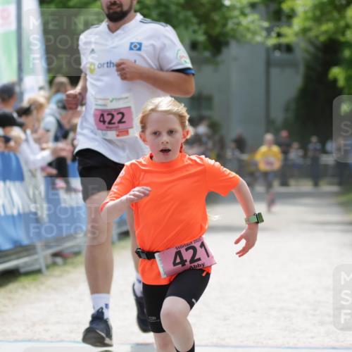 17.05.2025 - Störlauf H.Heesch http://msf.ph/oto/7895014 17.05.2025 13:56:00 Ziel 422, 2025, 421 meine-sportfotos.de