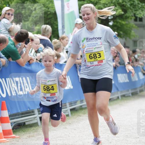 17.05.2025 - Störlauf H.Heesch http://msf.ph/oto/7895044 17.05.2025 14:15:53 Ziel 2025, 684, 2025, 683 meine-sportfotos.de