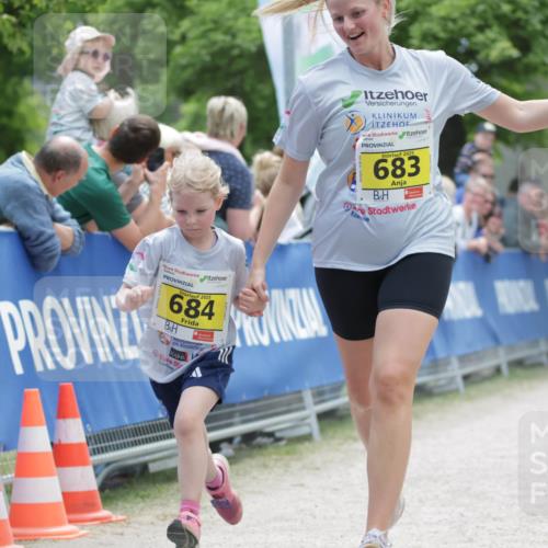 17.05.2025 - Störlauf H.Heesch http://msf.ph/oto/7895048 17.05.2025 14:15:53 Ziel 2025, 684, 2025, 683 meine-sportfotos.de
