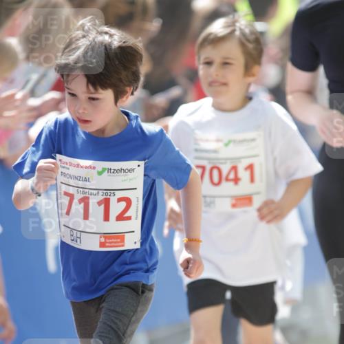 17.05.2025 - Störlauf H.Heesch http://msf.ph/oto/7895152 17.05.2025 13:02:07 Ziel 2025, 7112, 7041 meine-sportfotos.de