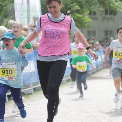 17.05.2025 - Störlauf H.Heesch http://msf.ph/oto/7895217 17.05.2025 14:16:49 Ziel 2025, 910, 761, 852 meine-sportfotos.de