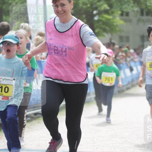 17.05.2025 - Störlauf H.Heesch http://msf.ph/oto/7895221 17.05.2025 14:16:49 Ziel 2025, 910, 761, 852 meine-sportfotos.de