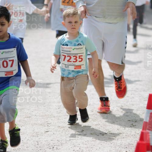 17.05.2025 - Störlauf H.Heesch http://msf.ph/oto/7895232 17.05.2025 13:02:33 Ziel 7015, 7078, 2025, 7107, 2025, 7235 meine-sportfotos.de