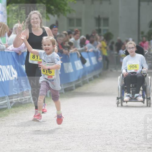 17.05.2025 - Störlauf H.Heesch http://msf.ph/oto/7895296 17.05.2025 14:16:59 Ziel 81, 1816, 906 meine-sportfotos.de