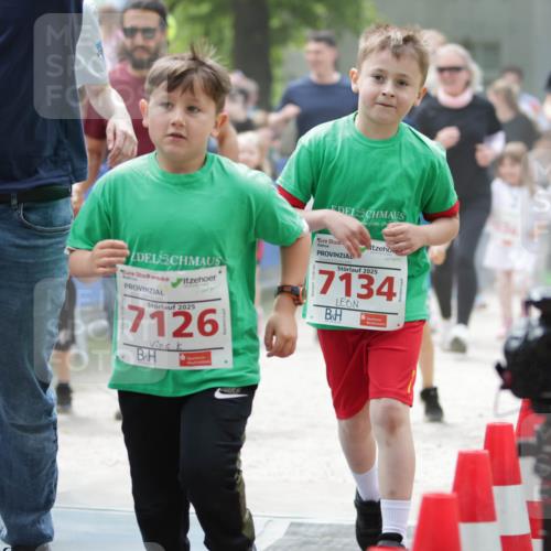 17.05.2025 - Störlauf H.Heesch http://msf.ph/oto/7895303 17.05.2025 13:02:49 Ziel 2025, 7126, 2025, 7134 meine-sportfotos.de