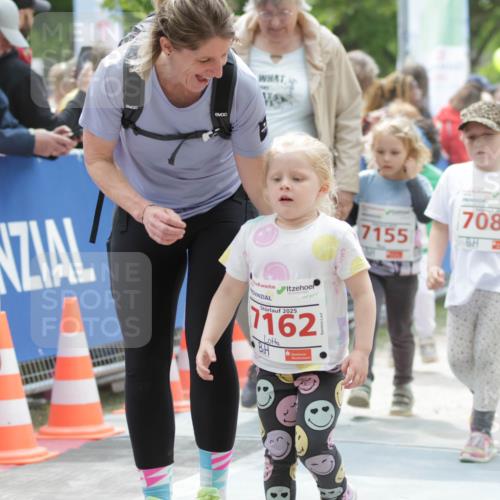 17.05.2025 - Störlauf H.Heesch http://msf.ph/oto/7895340 17.05.2025 13:03:04 Ziel 2025, 088, 2025, 162, 7083, 8, 7155 meine-sportfotos.de