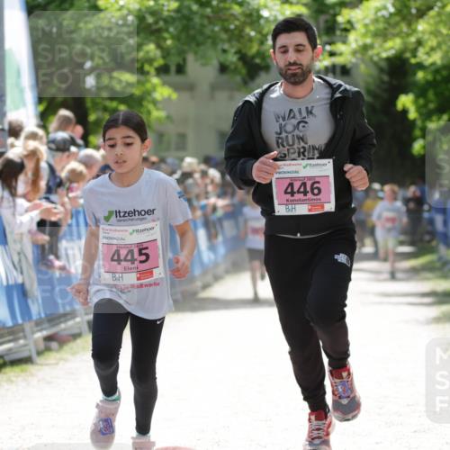 17.05.2025 - Störlauf H.Heesch http://msf.ph/oto/7895455 17.05.2025 13:56:54 Ziel 2025, 445, 669, 2025, 446 meine-sportfotos.de