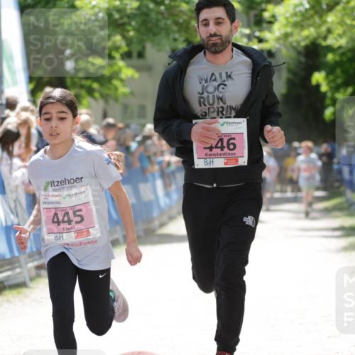 17.05.2025 - Störlauf H.Heesch http://msf.ph/oto/7895464 17.05.2025 13:56:55 Ziel 2025, 445, 2025, 46 meine-sportfotos.de
