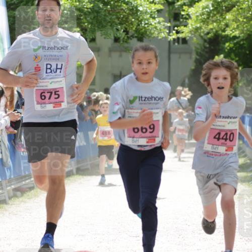 17.05.2025 - Störlauf H.Heesch http://msf.ph/oto/7895506 17.05.2025 13:57:00 Ziel 15, 675, 488, 669, 440 meine-sportfotos.de