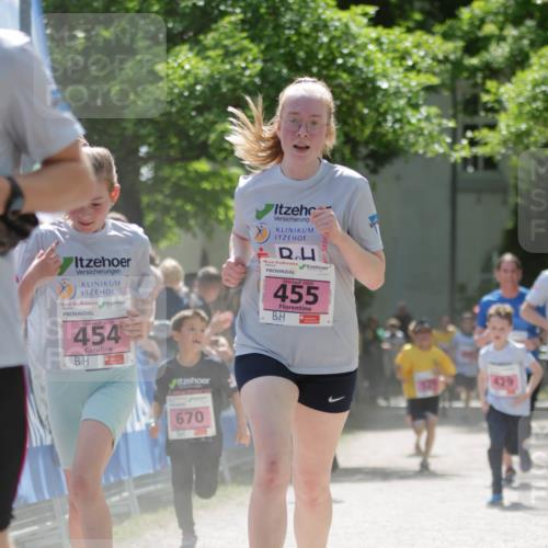 17.05.2025 - Störlauf H.Heesch http://msf.ph/oto/7895579 17.05.2025 13:57:08 Ziel 2025, 454, 670, 2025, 455, 429 meine-sportfotos.de