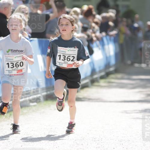 17.05.2025 - Störlauf H.Heesch http://msf.ph/oto/7895734 17.05.2025 14:48:30 Ziel 2025, 1360, 2025, 1362 meine-sportfotos.de