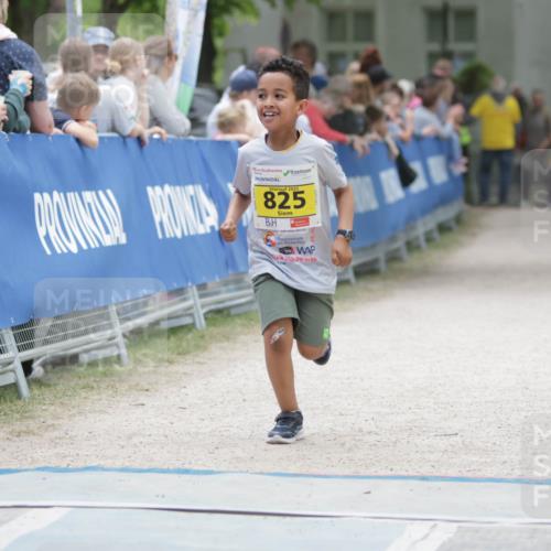 17.05.2025 - Störlauf H.Heesch http://msf.ph/oto/7895774 17.05.2025 14:18:25 Ziel 2025, 825, 1 meine-sportfotos.de