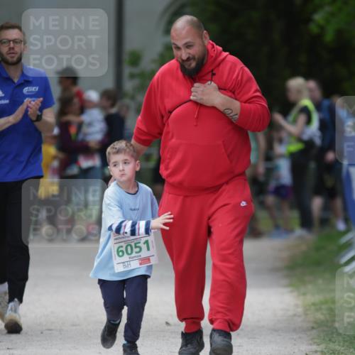 17.05.2025 - Störlauf H.Heesch http://msf.ph/oto/7895849 17.05.2025 13:18:37 Ziel 2025, 6051 meine-sportfotos.de