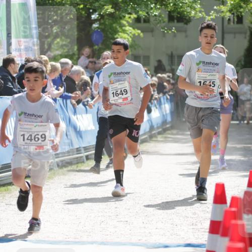 17.05.2025 - Störlauf H.Heesch http://msf.ph/oto/7895861 17.05.2025 14:48:51 Ziel 2025, 1469, 1649, 1645 meine-sportfotos.de