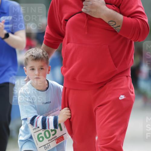 17.05.2025 - Störlauf H.Heesch http://msf.ph/oto/7895871 17.05.2025 13:18:42 Ziel 13, 15, 6051 meine-sportfotos.de