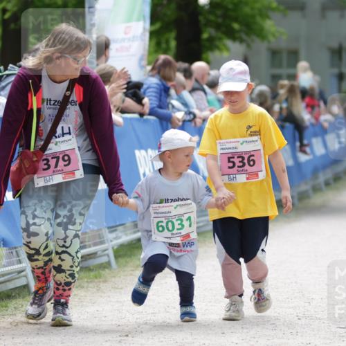 17.05.2025 - Störlauf H.Heesch http://msf.ph/oto/7895883 17.05.2025 13:18:57 Ziel 2025, 379, 2025, 6031, 2025, 536 meine-sportfotos.de
