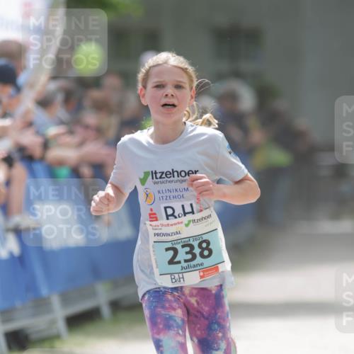 17.05.2025 - Störlauf H.Heesch http://msf.ph/oto/7895981 17.05.2025 13:39:38 Ziel 2025, 238 meine-sportfotos.de