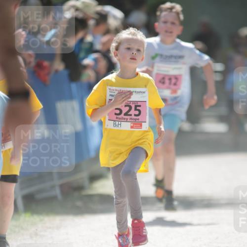 17.05.2025 - Störlauf H.Heesch http://msf.ph/oto/7896025 17.05.2025 13:58:05 Ziel 2025, 525, 412 meine-sportfotos.de