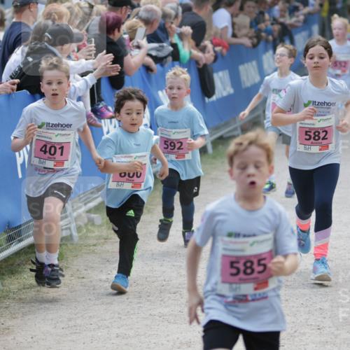 17.05.2025 - Störlauf H.Heesch http://msf.ph/oto/7896114 17.05.2025 13:59:02 Ziel 2025, 401, 592, 582, 585, 526 meine-sportfotos.de